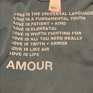Cropped “Amour” Sweater 🌊
